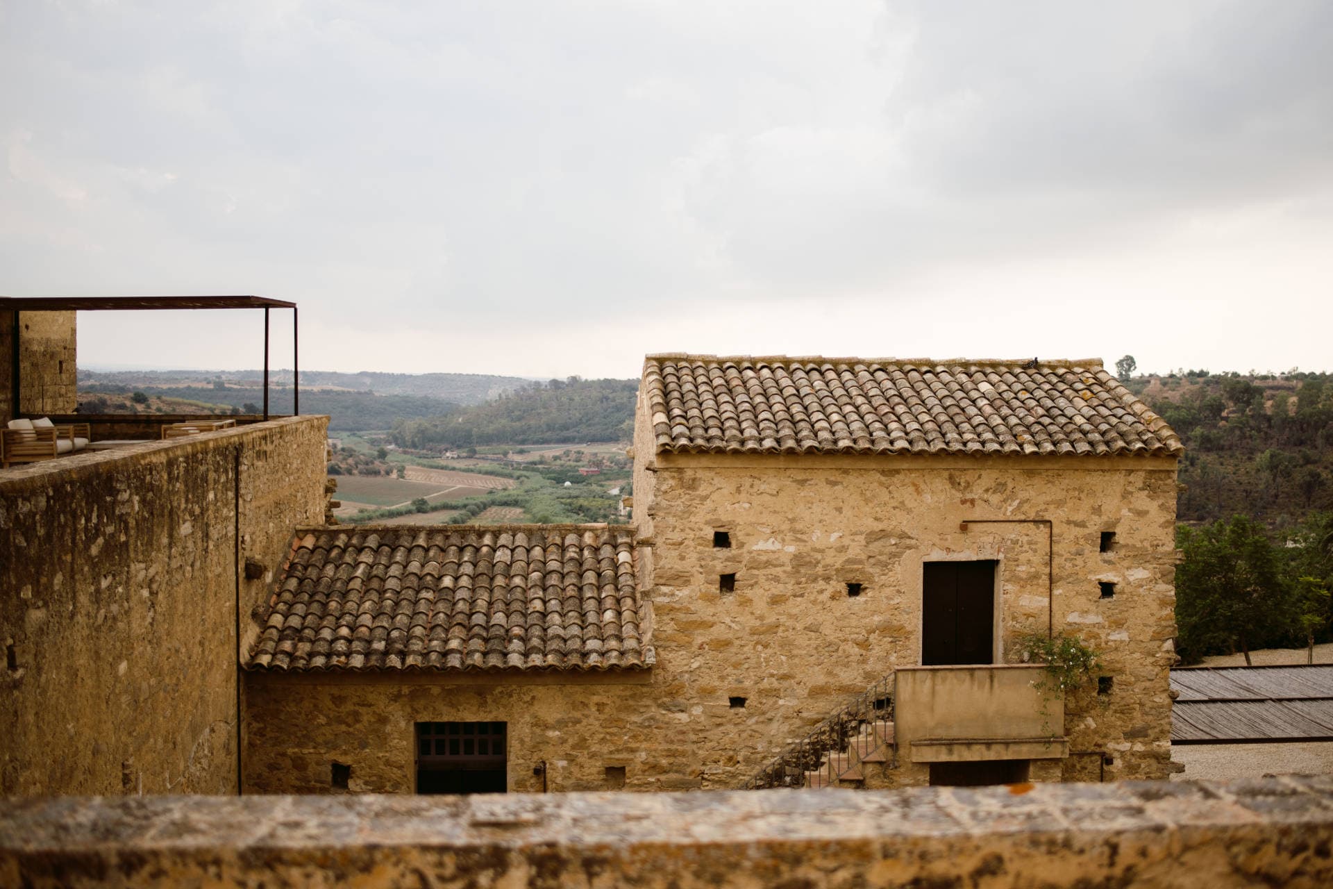 Feudi del Pisciotto, view over the roofs