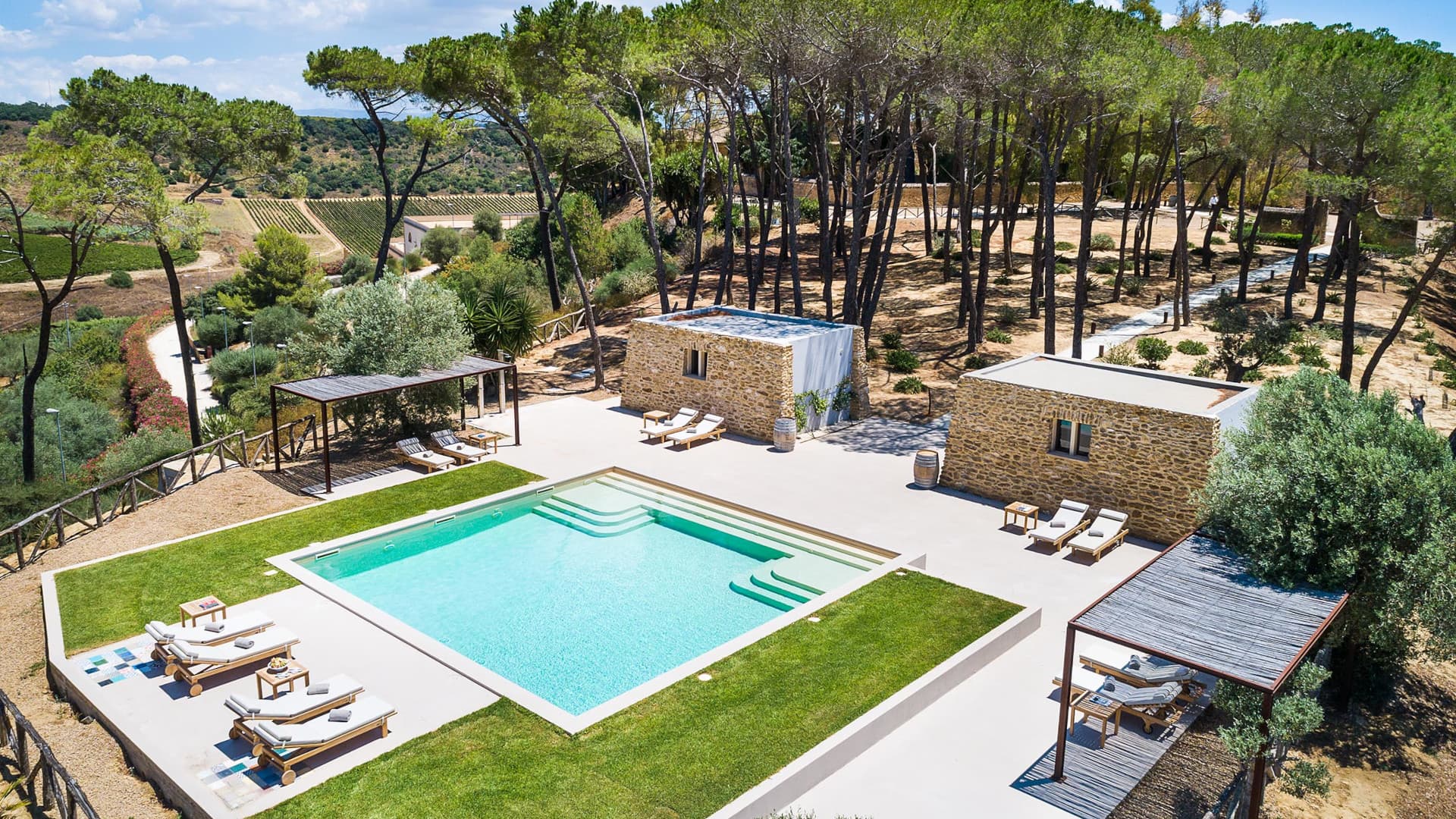 Feudi del Pisciotto, pool, panoramic view